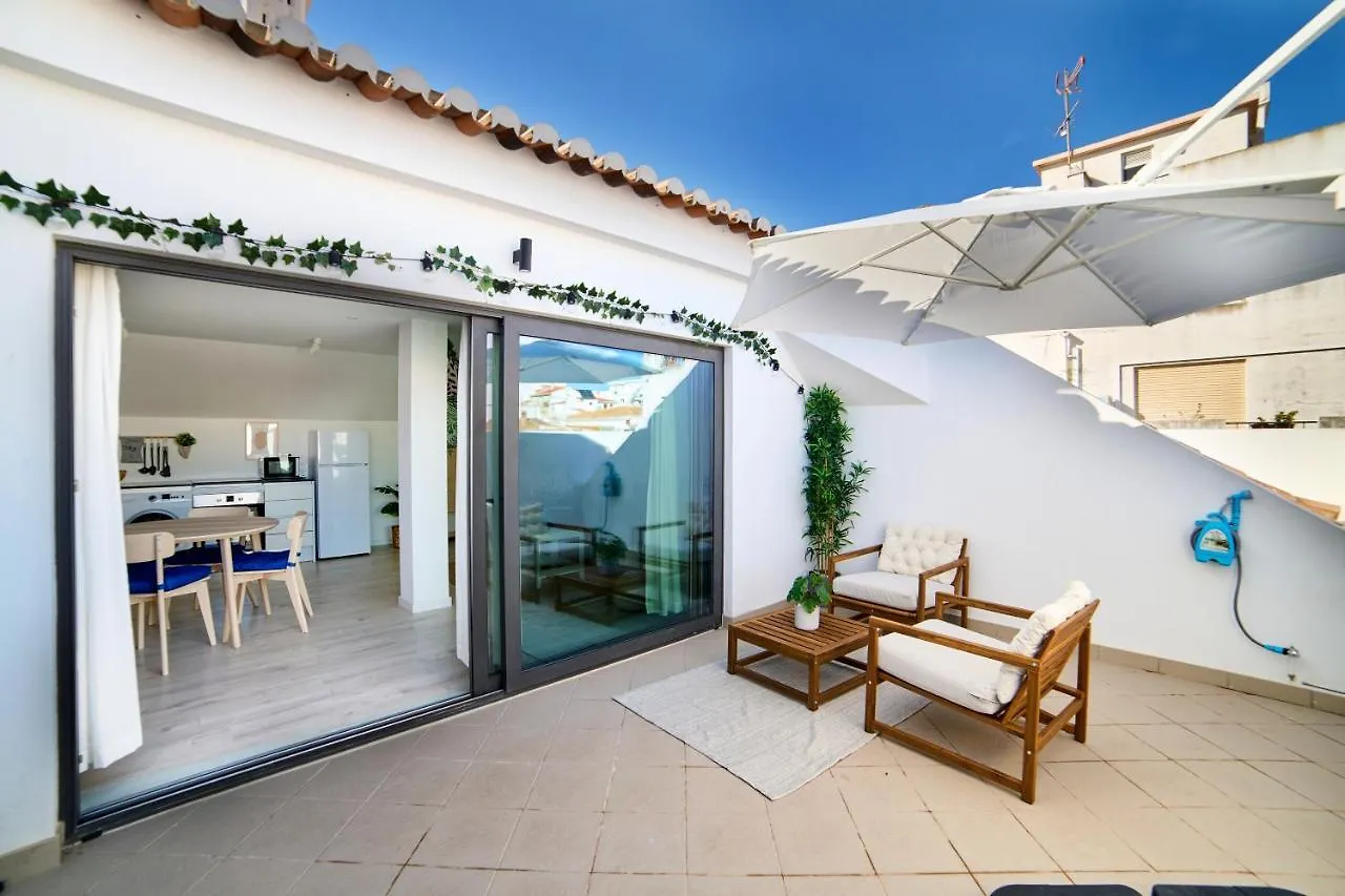 Nirvana Lagos- Roof Top 0*, Lagos Portugal